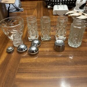 Lot Old Vintage Anchor Hocking Salt Pepper Shakers & Sugar Bowl‎